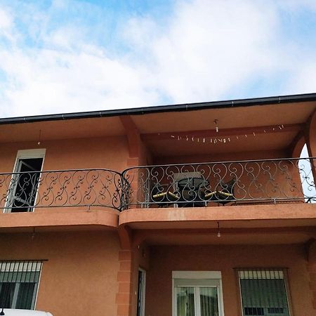 Boki Family Home De Lux Bar Exterior foto